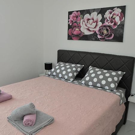 Apartment Laura Задар Экстерьер фото