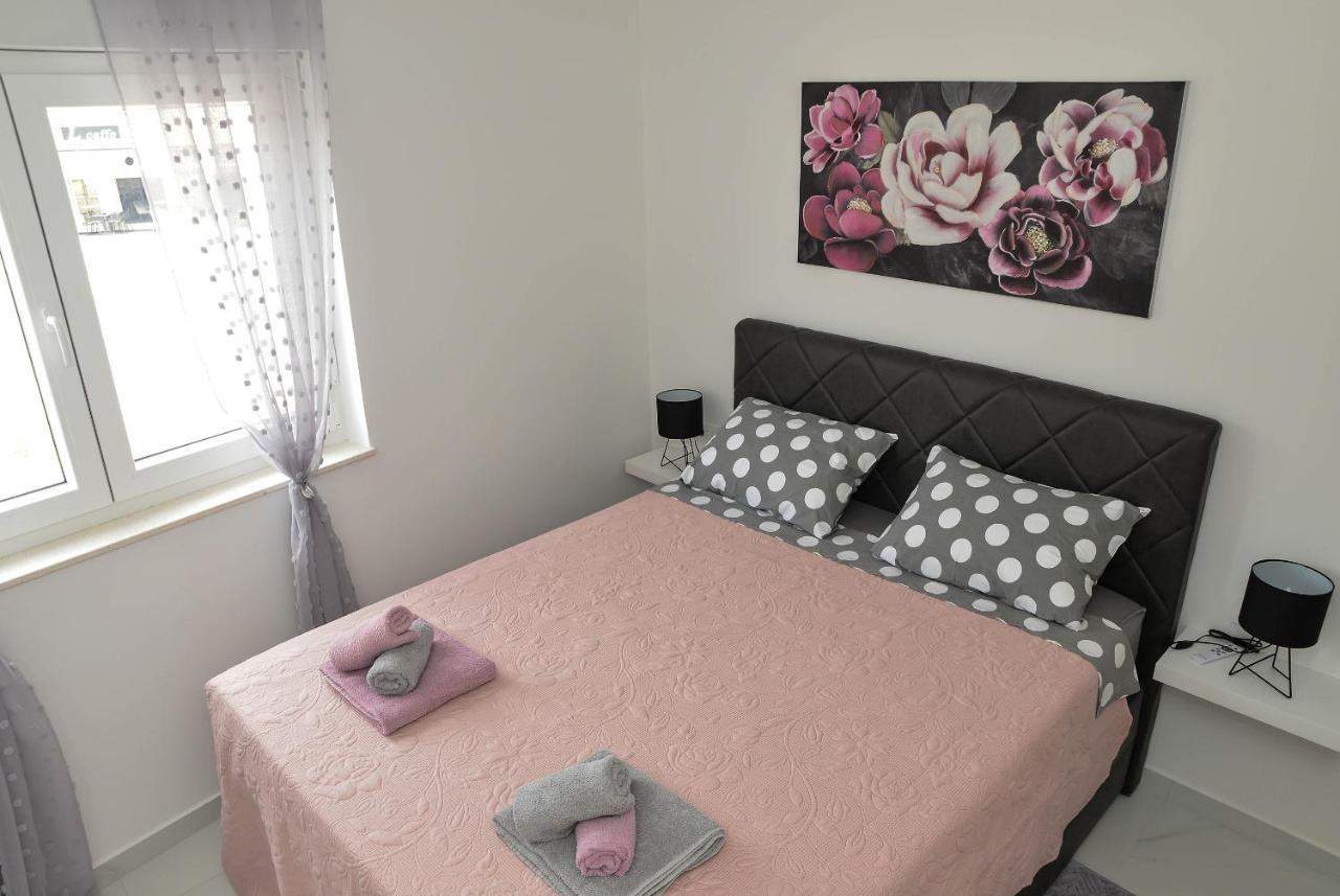 Apartment Laura Задар Экстерьер фото